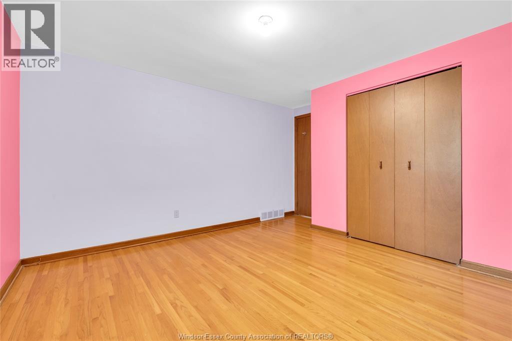 4650-4666 Caboto Drive Property Photo 22