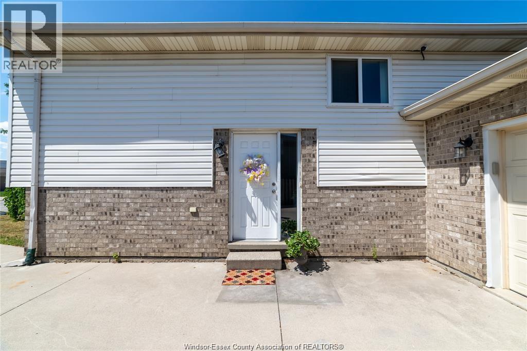 1752 Vicky Circle Property Photo 3