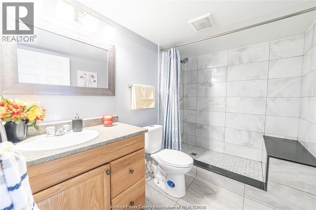 1752 Vicky Circle Property Photo 24