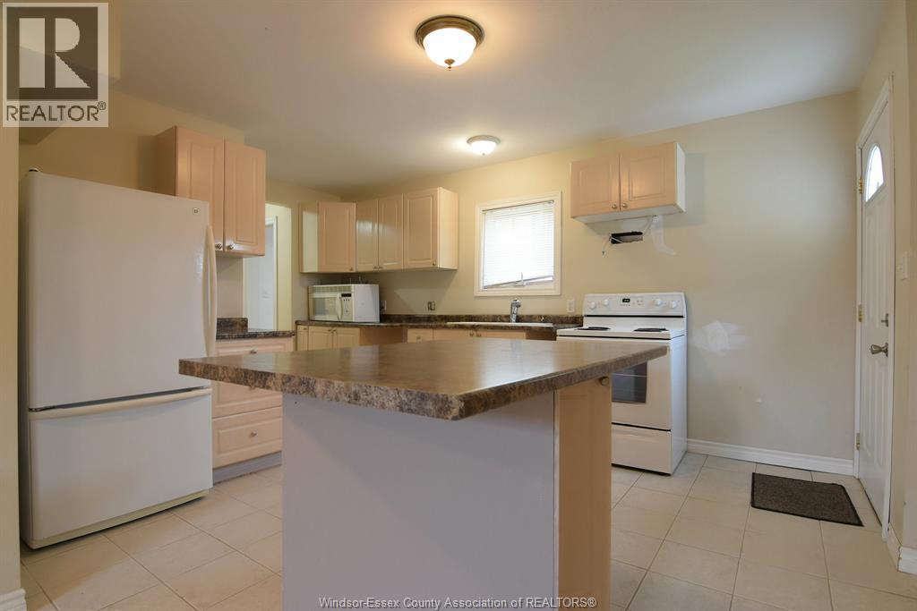 825 Brant Property Photo 10