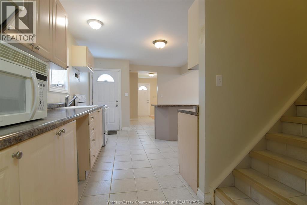 825 Brant Property Photo 14