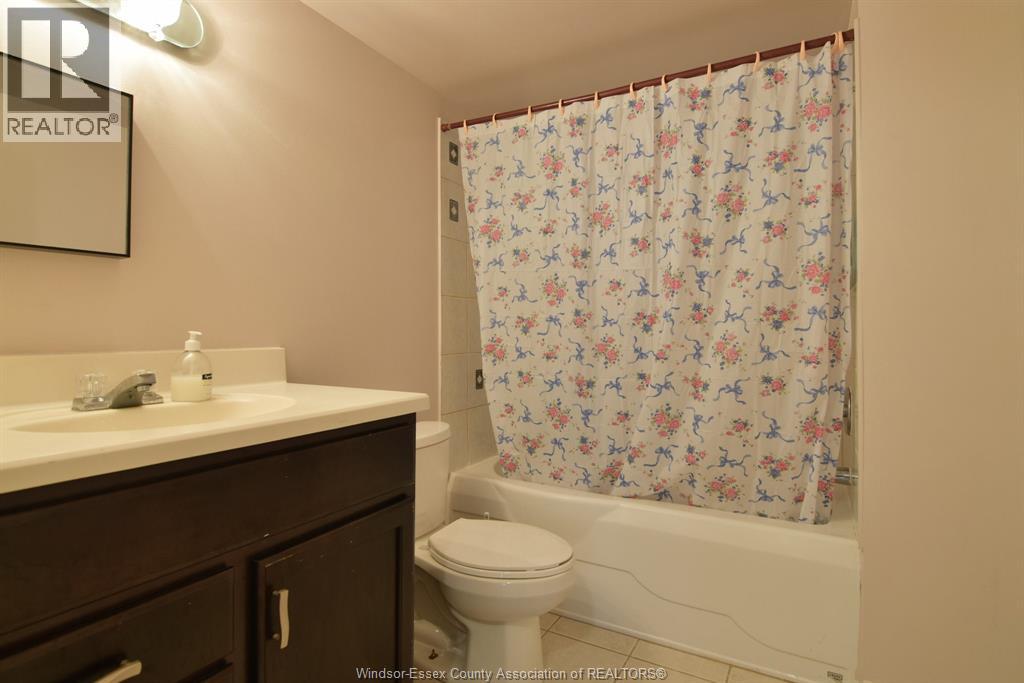 825 Brant Property Photo 20