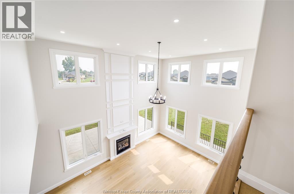 116 Kingsbridge Drive Property Photo 13