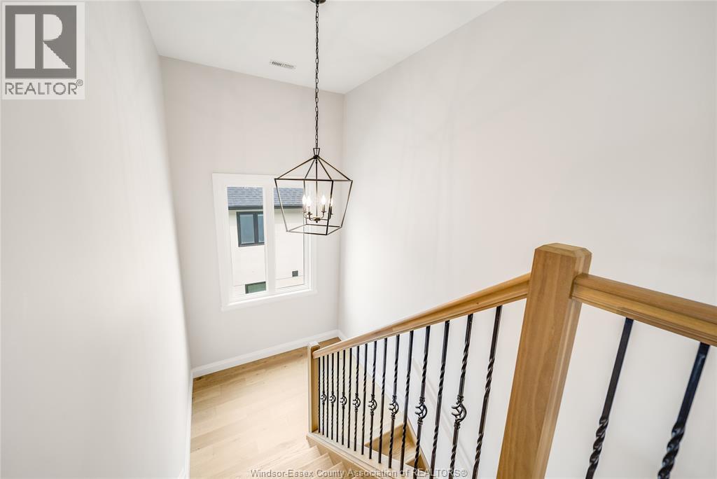 116 Kingsbridge Drive Property Photo 23