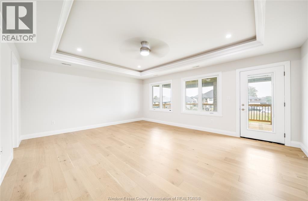 116 Kingsbridge Drive Property Photo 36
