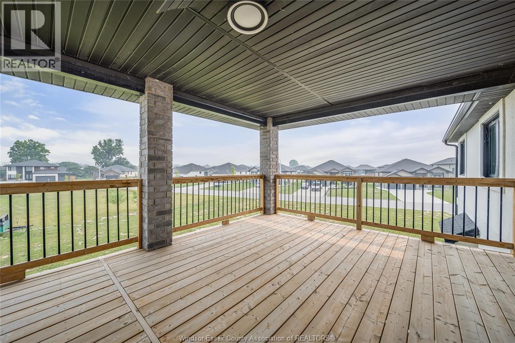 116 Kingsbridge Drive Property Photo 44