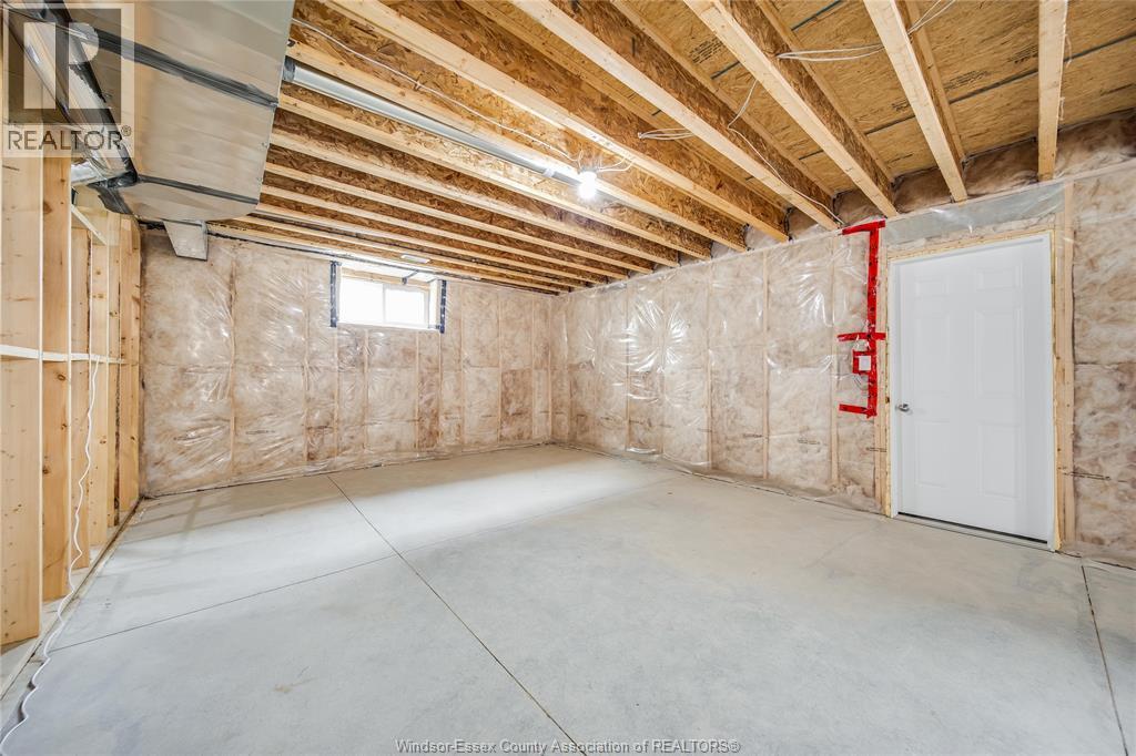 116 Kingsbridge Drive Property Photo 48