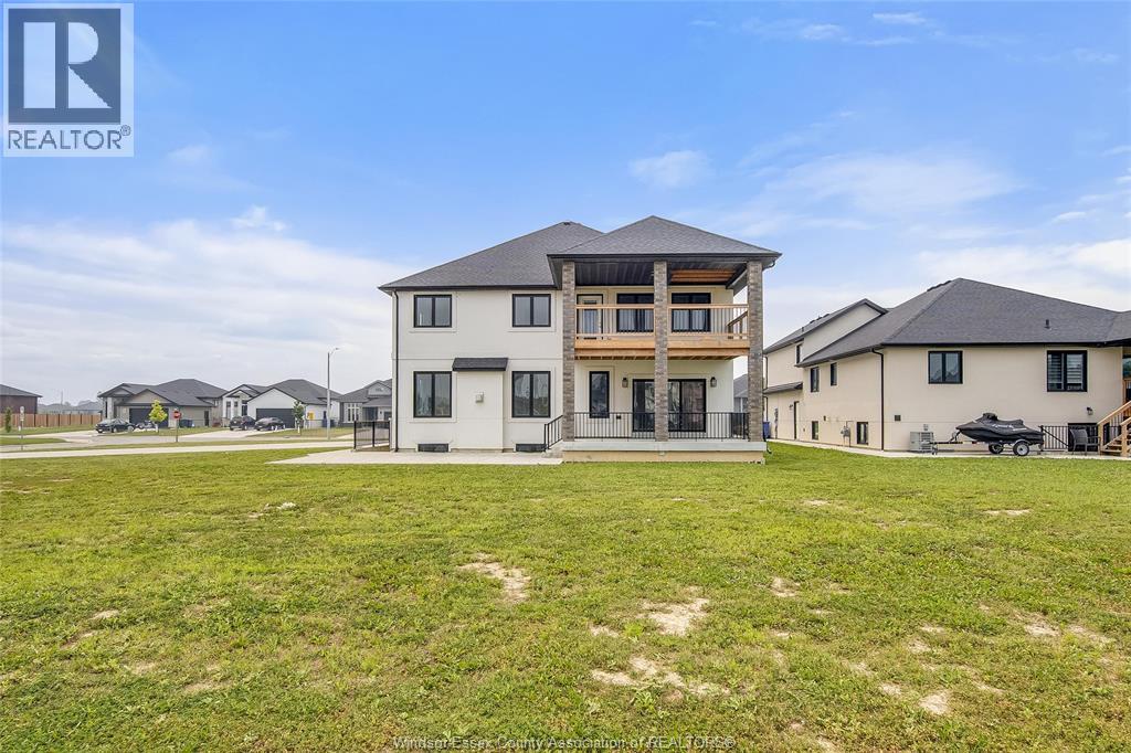 116 Kingsbridge Drive Property Photo 49