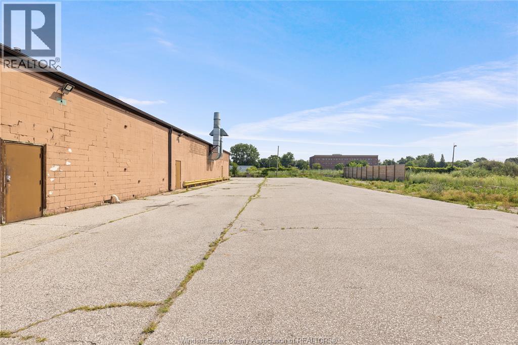 890 Walker Road Property Photo 19
