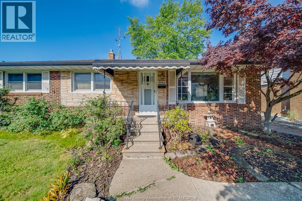 3063 Bruce Avenue Property Photo 1