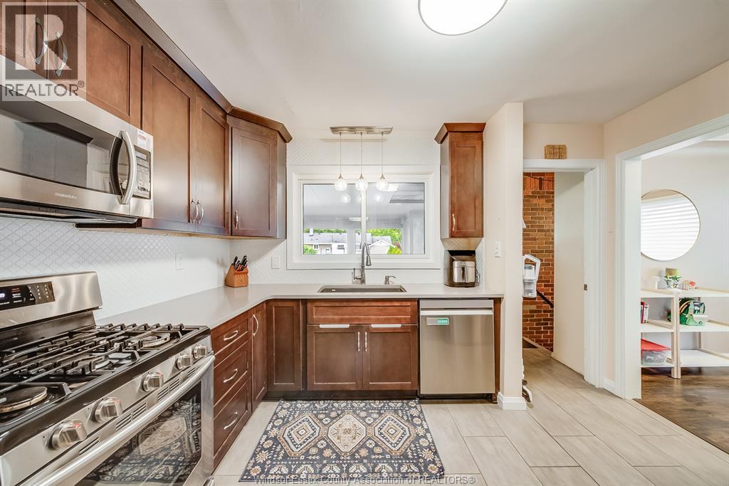 3063 Bruce Avenue Property Photo 16