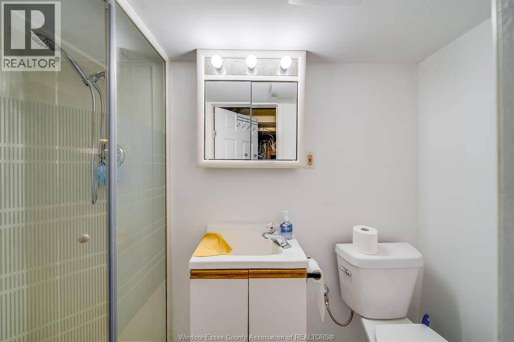 3063 Bruce Avenue Property Photo 32