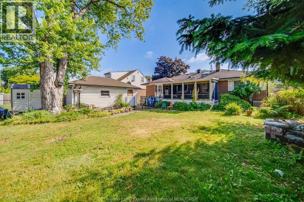 3063 Bruce Avenue Property Photo 43