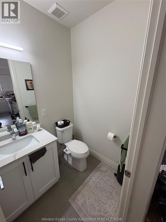 233 Watson Unit# 106 Property Photo 3