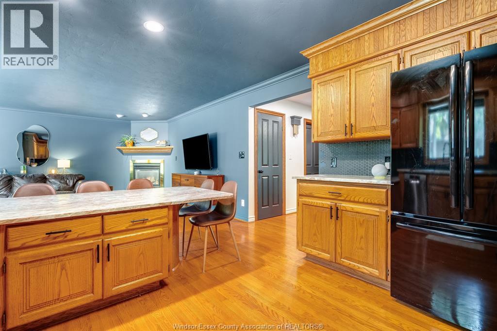453 Gregory Property Photo 10