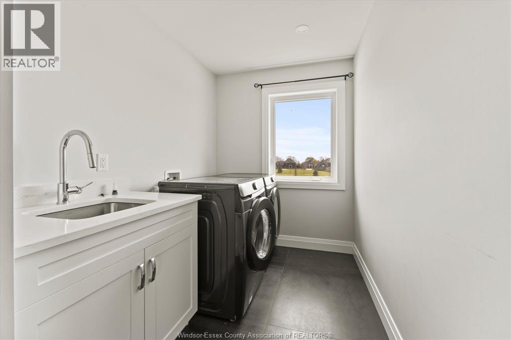 22 Gregory Avenue Property Photo 30