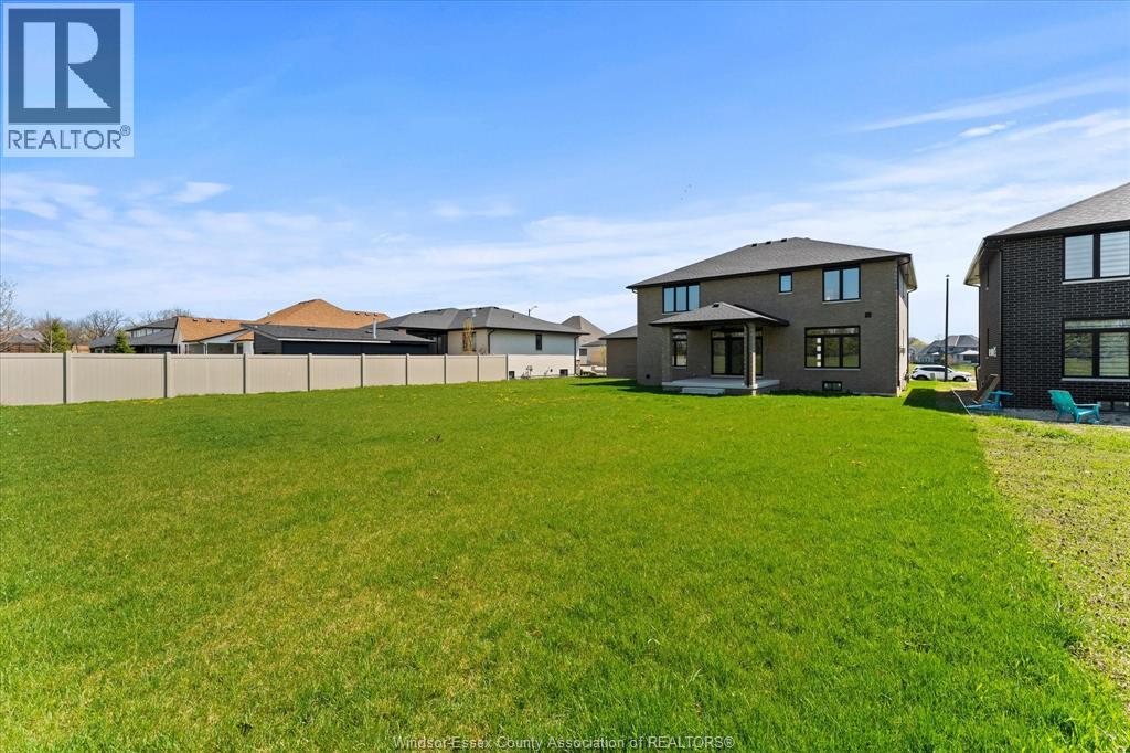 22 Gregory Avenue Property Photo 40