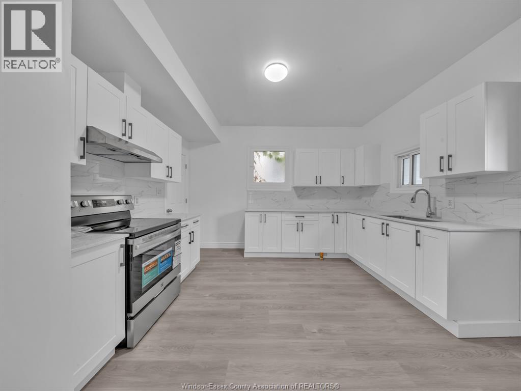 1096 Hall Property Photo 15