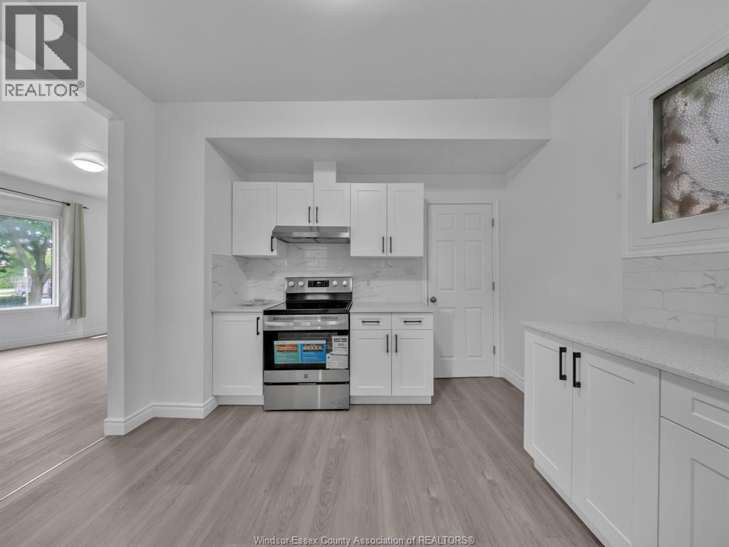 1096 Hall Property Photo 17