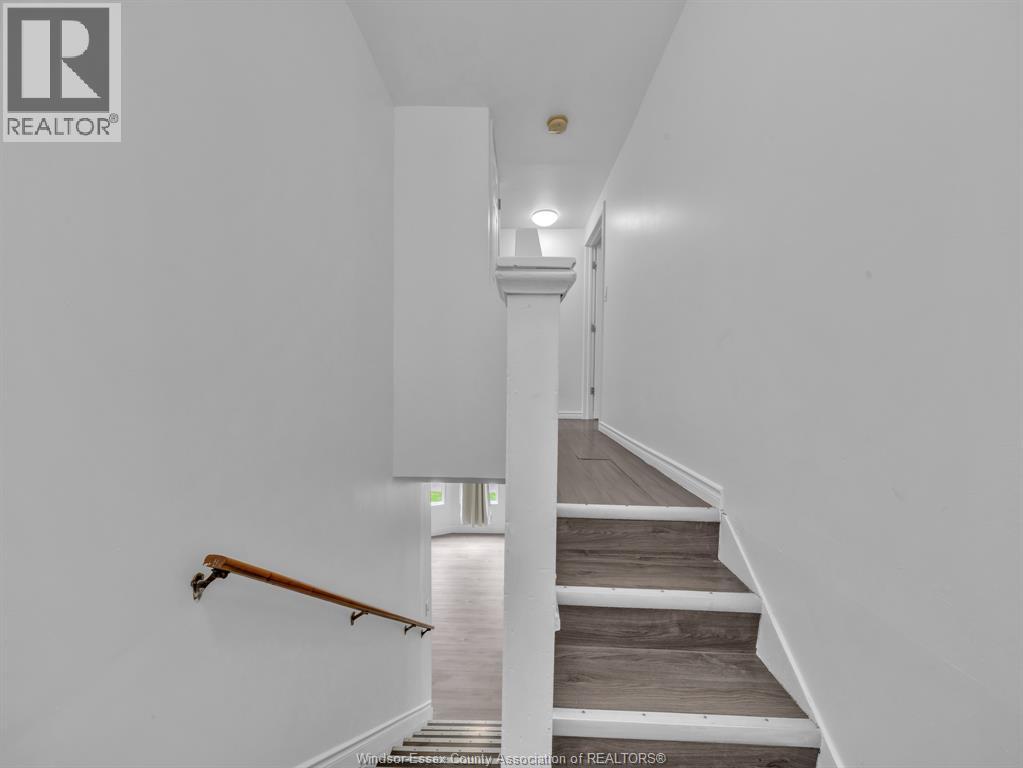 1096 Hall Property Photo 20