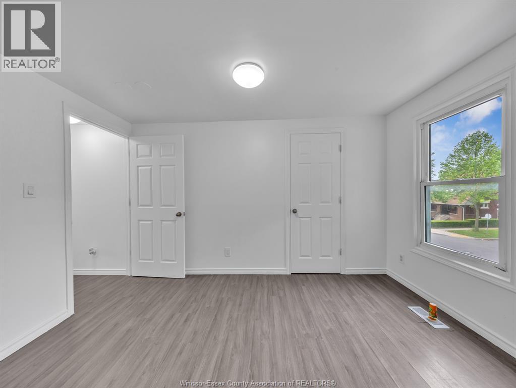 1096 Hall Property Photo 22