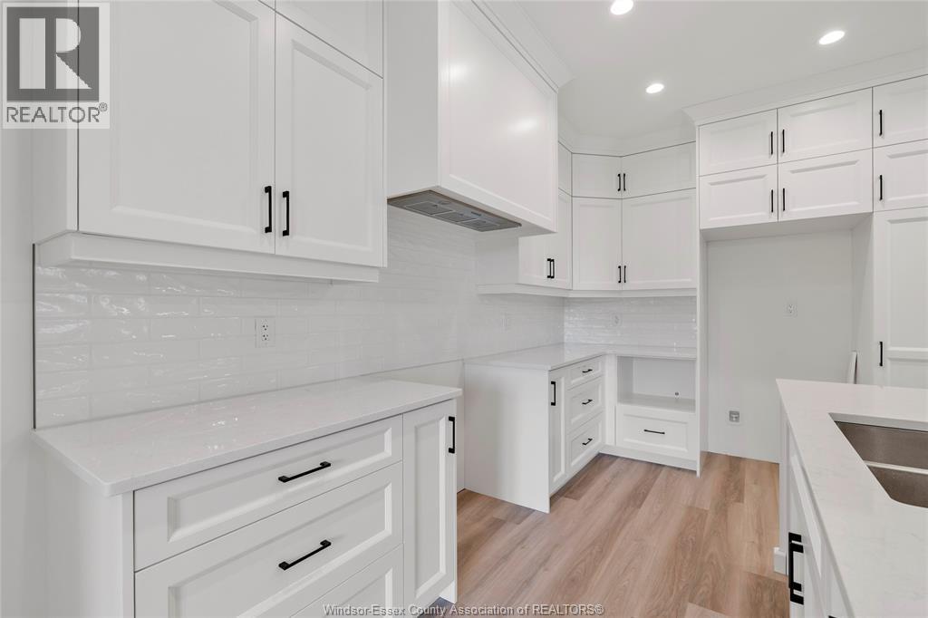 119 Bois Blanc Property Photo 12