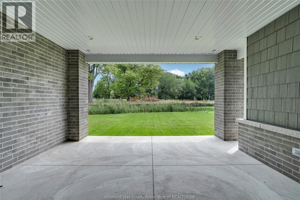 119 Bois Blanc Property Photo 28