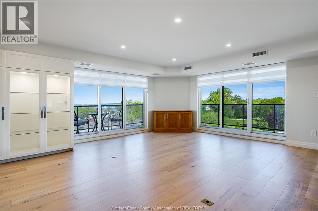 109 Robson Road Unit# 501 Property Photo 17