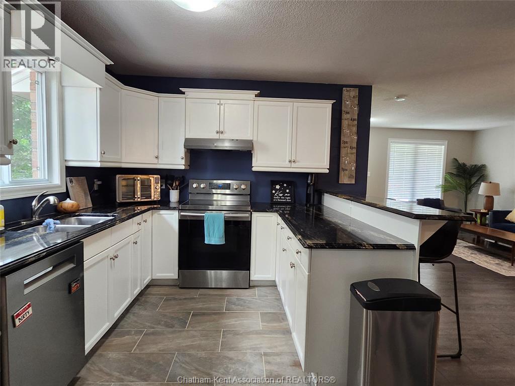 19 Faith Boulevard Property Photo 14