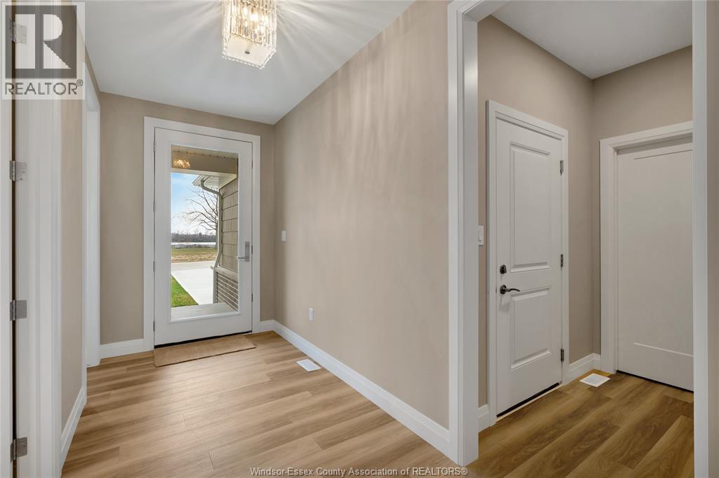 193 Bois Blanc Property Photo 2