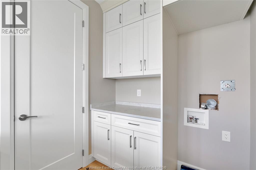 193 Bois Blanc Property Photo 4