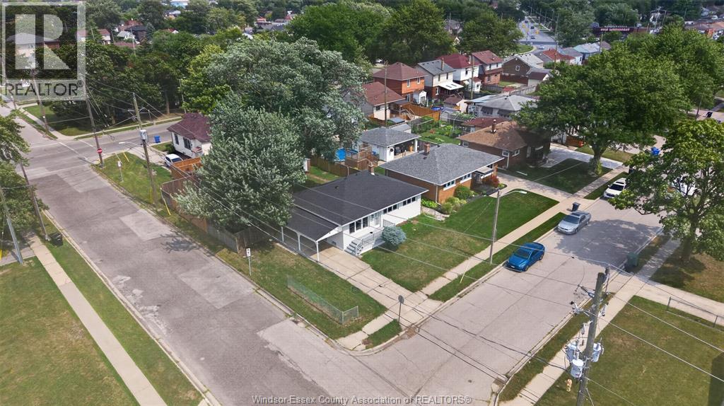 1302 Josephine Property Photo 35