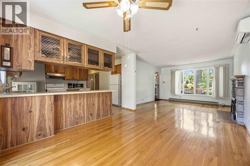 824 Charlesworth Drive Property Photo 7