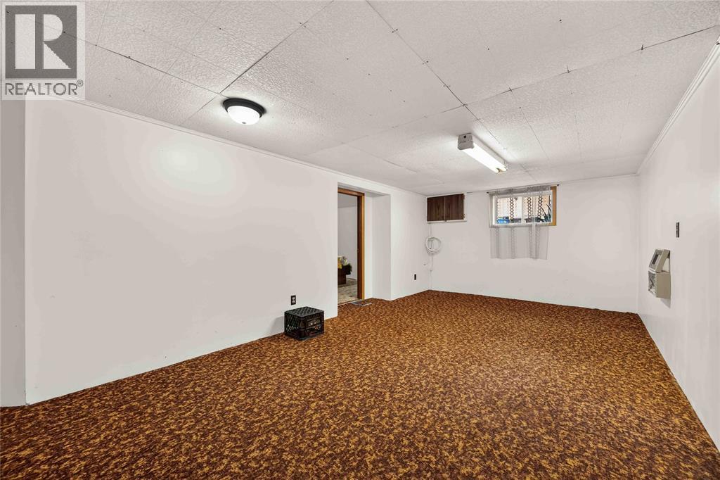 824 Charlesworth Drive Property Photo 23