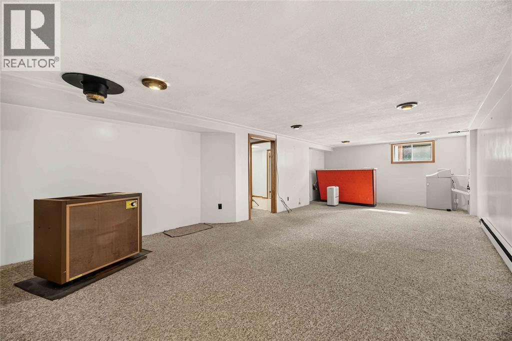 824 Charlesworth Drive Property Photo 32