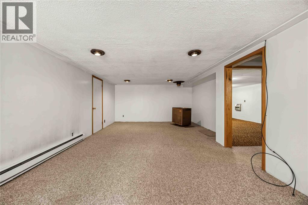824 Charlesworth Drive Property Photo 33