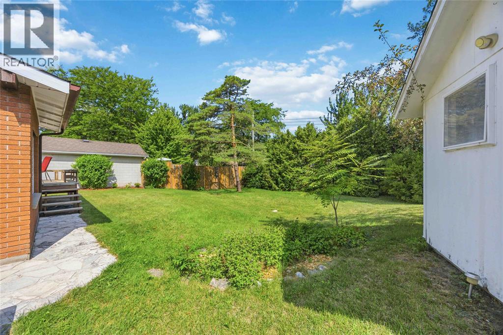 824 Charlesworth Drive Property Photo 37