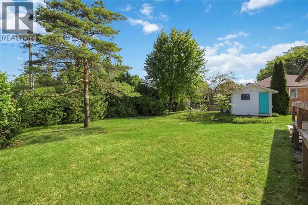 824 Charlesworth Drive Property Photo 40