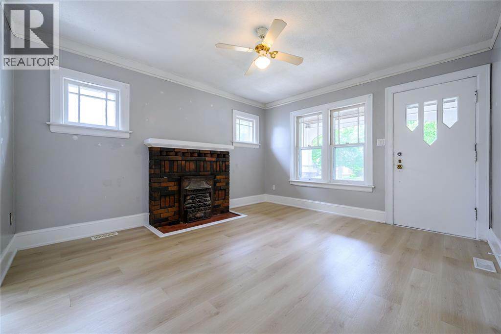 254 Shepherd Street Property Photo 5