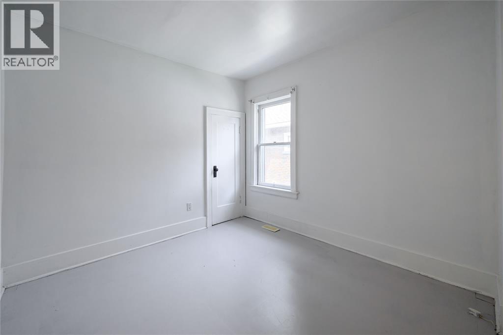 254 Shepherd Street Property Photo 14