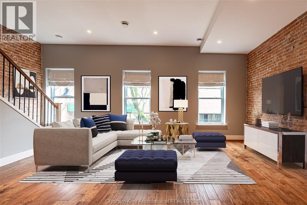 69 King STREET West Unit# 202