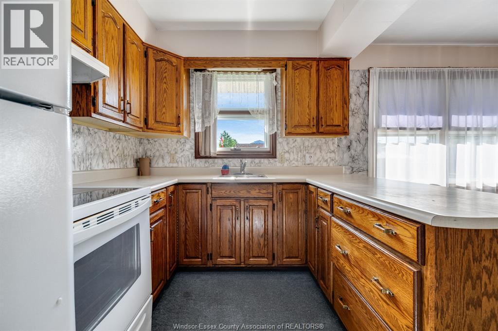23 Garrison Avenue Property Photo 9