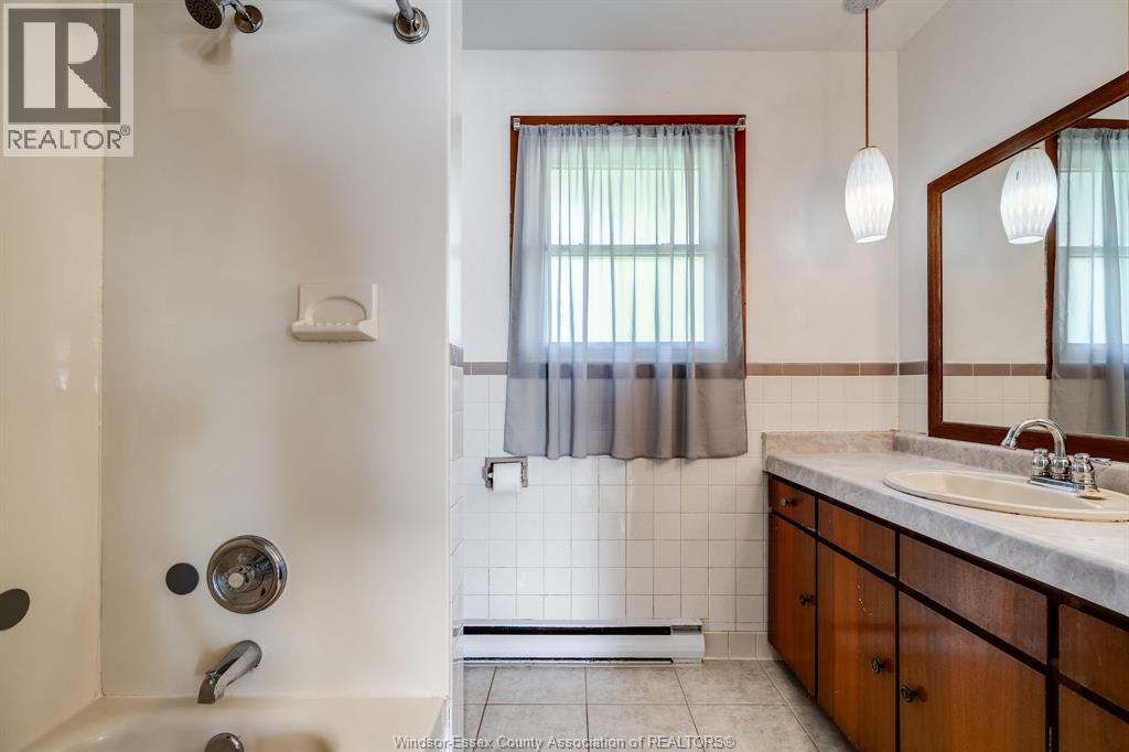 23 Garrison Avenue Property Photo 15
