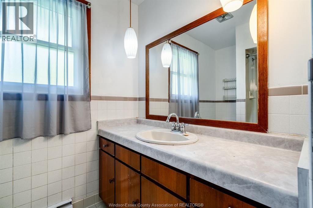23 Garrison Avenue Property Photo 16