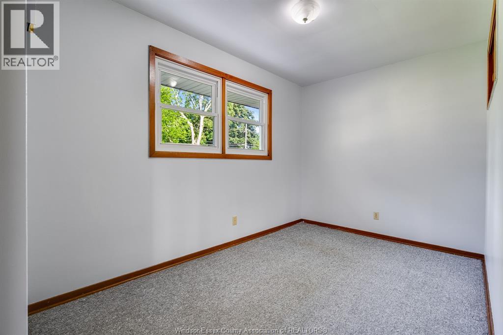 23 Garrison Avenue Property Photo 17