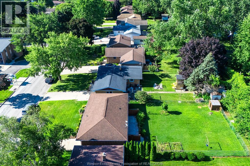 23 Garrison Avenue Property Photo 43