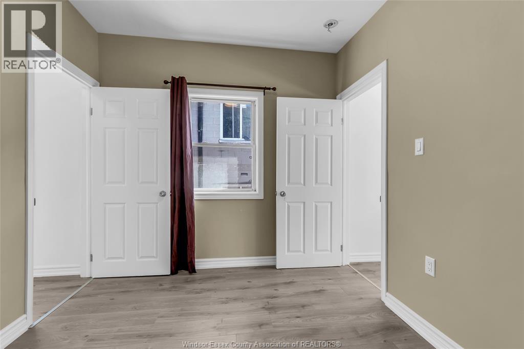 280-282 Campbell Avenue Property Photo 11
