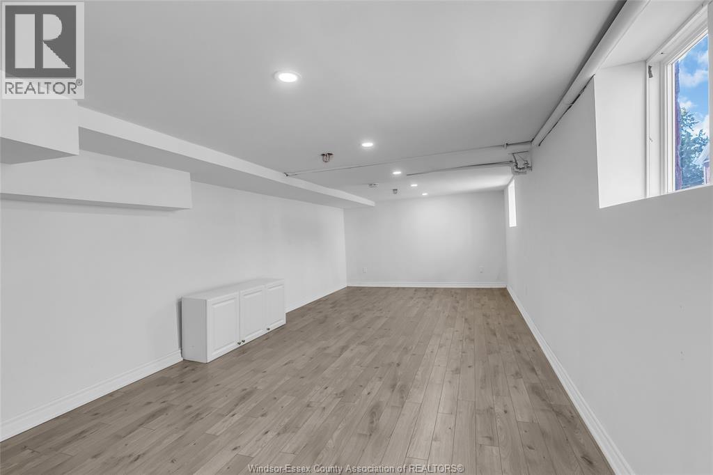 280-282 Campbell Avenue Property Photo 17