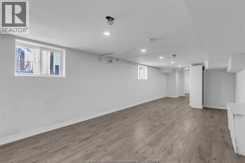 280-282 Campbell Avenue Property Photo 18
