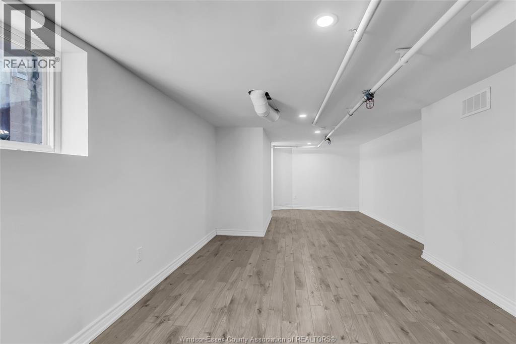 280-282 Campbell Avenue Property Photo 19